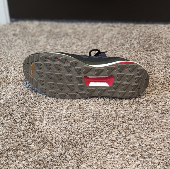 Adidas Hikers - Picture 5 of 6